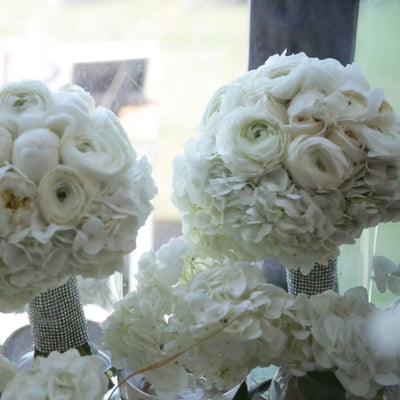 A Guide to Arabic Wedding Flowers: Traditions and Modern Trends