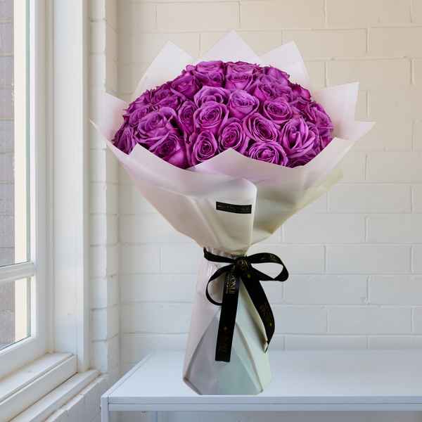 Purple roses Bouquet